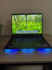 MSI Raider GE78 HX 13V Laptop 17-inch, 1TB, Intel I7, Windows 11 Pro picture