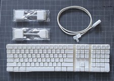 Apple A1016 Wireless Bluetooth Keyboard M9270LL/A – White - Open Box picture