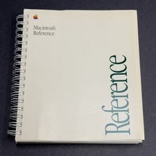Apple Macintosh Reference Manual 1990. System User’s Guide 030–4015-A  MINT picture