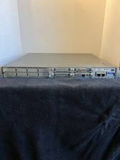 Cisco 2800 Series CISCO2811 V05 Integrated Services Router picture