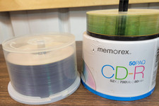 LOT OF 3 SONY 120 MIN 4.7 GB DVD-R,  AND MEMOREX 52X 700MB 80 MIN CD-R DISCS picture