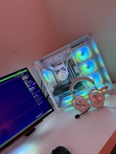 High-End White Gaming PC + 27” LG OLED 240Hz Monitor picture