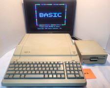 VNTG APPLE IIe COMPUTER BUNDLE–(64K) DISK DRIVE-TESTED- AS IS -FOR PARTS picture