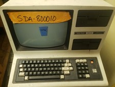 Radio Shack TRS-80 Model 4 Vintage Desktop Microcomputer w/ CRT & Keyboard picture