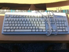 MicronPC  KBR001093-00 Mdl 5121 PS/2 Keyboard  picture