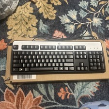 HP KU-0316 104-Key Wired USB Standard Desktop Keyboard 434821 001 002 007 Silver picture