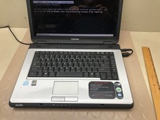 Toshiba Satellite L305-S5919 Laptop - Read Description picture