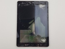 Apple iPad (8th Gen.) (A2428) 32GB, Wi-Fi + 4G (Unlocked) 10.2