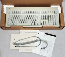 Apple Extended Keyboard II Vintage Keyboard with Original Box & Cable picture