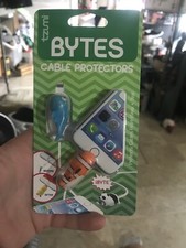 Tzumi - Bytes Connector Plug Protector (2-Pack) - Whale/Clownfish picture