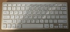 Anker ultra slim wireless keyboard in Rose Gold picture
