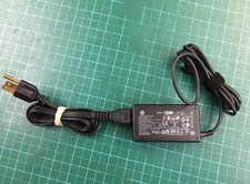 HP Envy X360 15M-BP AC Power Adapter 65W 19.5V 3.33A L25298-002 710412-001 picture