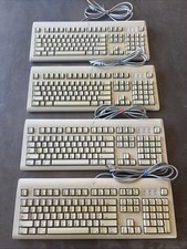 Four Apple Design Keyboards ADB For Power Macintosh - M2980 - Tested Lot picture