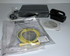 Cisco 870 Integrated Services Ethernet Network Router Switch 800 Series w/adpt picture