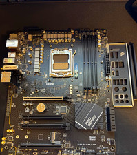 MSI PRO B650-VC WIFI ATX AM5 Motherboard DDR5 4 DIMM Wi-Fi Gaming picture