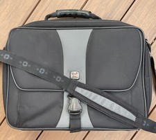 SwissGear Wenger 17