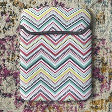 Thirty One Tote-A-Tablet Sleeve Case Party Punch Print Neoprene iPad/Kindle EUC picture