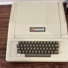 Apple II Plus Vintage Home Computer Model A2S1048 MPN PC ONLY, NOT TESTED picture
