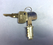 Lot of 10 - IBM 9953 Register Lock & Key Set - 2 Keys & 1 Lock - New picture