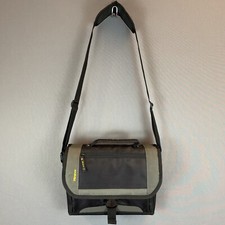 TARGUS 10 in Messenger Bag Laptop Carry Case Padded Crossbody TSM097US-02 picture