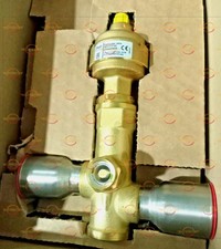 1PCS Danfoss Electric Expansion Valve ETS100 034G0505 New picture