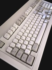 NEW IBM 1391506 Model M Mechanical Keyboard PS/2 1995, SPANISH/ESPAÑOL, Tested. picture