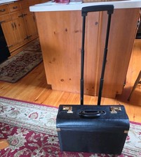 VTG U.S Luggage K74ST-4 Rolling Pilot Case Black Leatherette Catalog Case LOCKS picture
