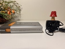 D-Link DES-1008D 8-Port Fast Ethernet Unmanaged Desktop Switch 10/100 Mbps picture