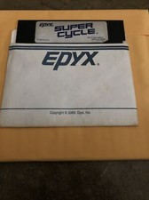 Commodore 64: SUPER CYCLE Original disk- Epyx, 1986 picture