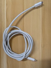 Apple Thunderbolt 2 cable picture