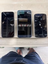 Android phone misc lot of 3 AS-IS picture