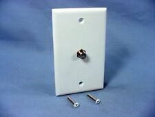 Leviton White 1-Gang Cable Jack Wallplate F-Type Coaxial Video Connector 40981-W picture