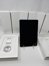 Apple iPad 8th Gen.  Wi-Fi - Good condition picture