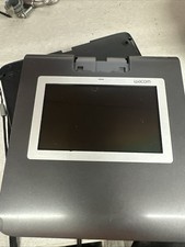 Wacom STU-530/G Sign&Save USB Full-Color Identification Pad Lot Of 5 Bin Loc 7 picture