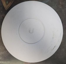 Ubiquiti UniFi AP AC Pro Wireless Access Point UAP-AC-PRO + Mounting bracket picture