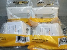 3-GANG Data Comm Recessed Low Voltage Cable Plate White  45-0003-WH (4PK) NEW picture