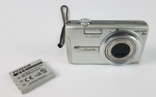 Fujifilm Fine Pix F480 Digital camera CM-1 8.2Mega Pixel Wide Zoom used 4x picture