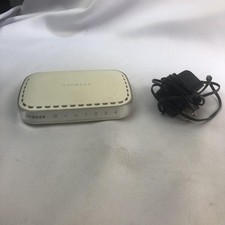 NETGEAR RP614 V4 Cable/DSL Web Safe Router 4-Port 10/100 White Wired UNTESTED picture