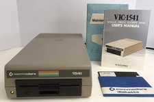 Commodore 1541  Floppy Disk Drive 5.25