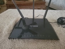Netgear Nighthawk AC2400 smart WiFi router, model R7350 picture