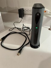 Motorola 24x8 Cable Modem - Model MB7621 DOCSIS 3.0 w/ power adaptor and coax  picture