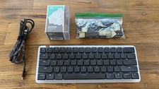 wooting 60he v2, with white Silicon case and Lekker Tikken Medium Switches picture