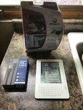 Amazon Kindle 2nd Gen Wifi Ereader D00701 serial #B003BOA20184120C picture