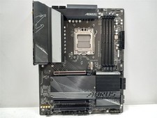 Gigabyte X670 AORUS Elite AX AM5 AMD ATX Motherboard DDR5 Missing M.2 Cover picture