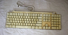 Vintage & Genuine Apple Macintosh Pro Keyboard 109-keys (USB) White M7803 picture