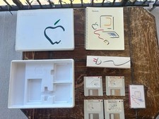 Vintage Apple Macintosh 1984 Software Box Set Manuals Floppy Disks Original picture