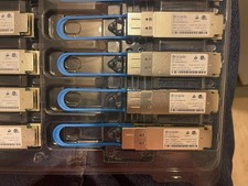 1xBrocade Ruckus 40G-QSFP-LR4 E40G-QSFP-LR4 57-1000263-01 QSFP-40G-LR4 10km SMF picture