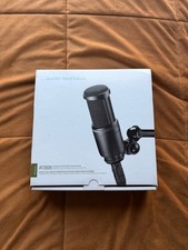 Audio-Technica AT2035 Large-diaphragm Condenser Microphone picture