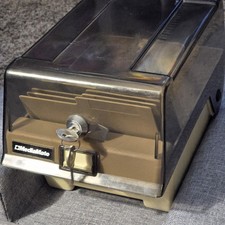 Vintage MediaMate Diskette File Box  W/Lock & 2 Keys Discontinued Rare ~ Used picture