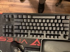 Razer Huntsman Tournament Edition Optical Gaming Keyboard picture